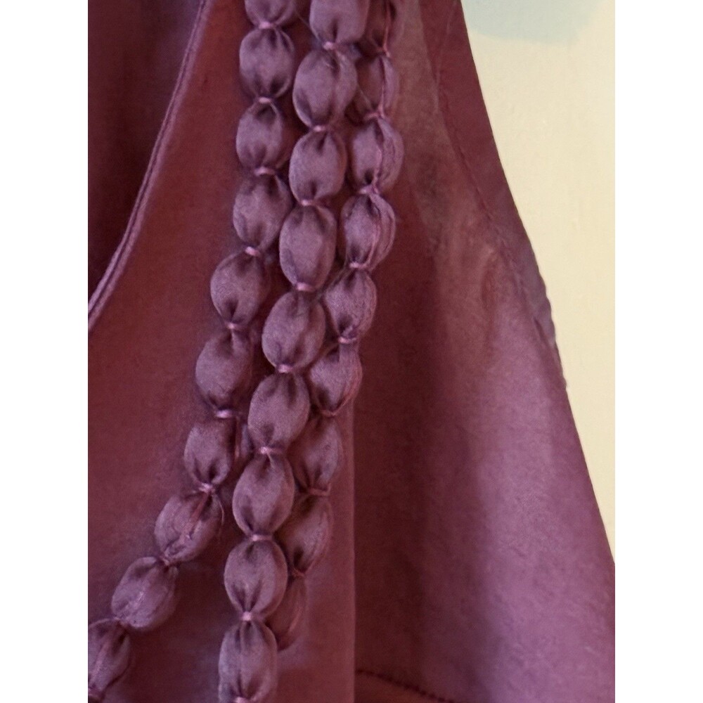 Ann Taylor Loft Women Petite Maroon Sleeveless Tank Top Flower Embellished Sz SP - Picture 4 of 10